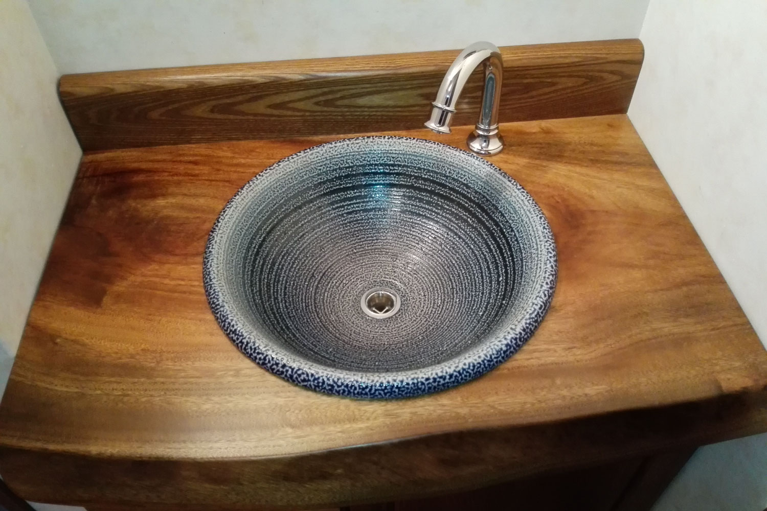 塩釉洗面鉢2